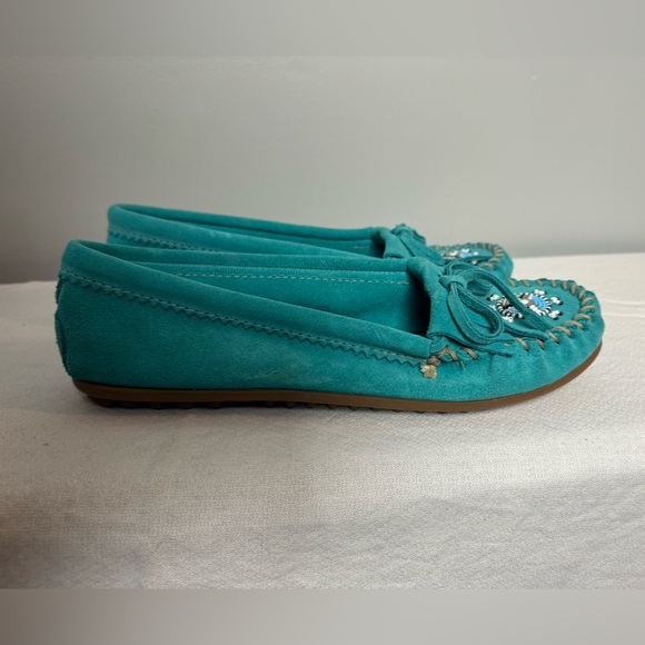 Minnetonka Hand-Beaded Turquoise Moccasins Size‎ 11 - Picture 3 of 8
